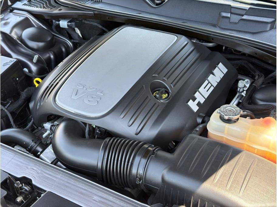Used 2019 Dodge Challenger R/T RWD image 24