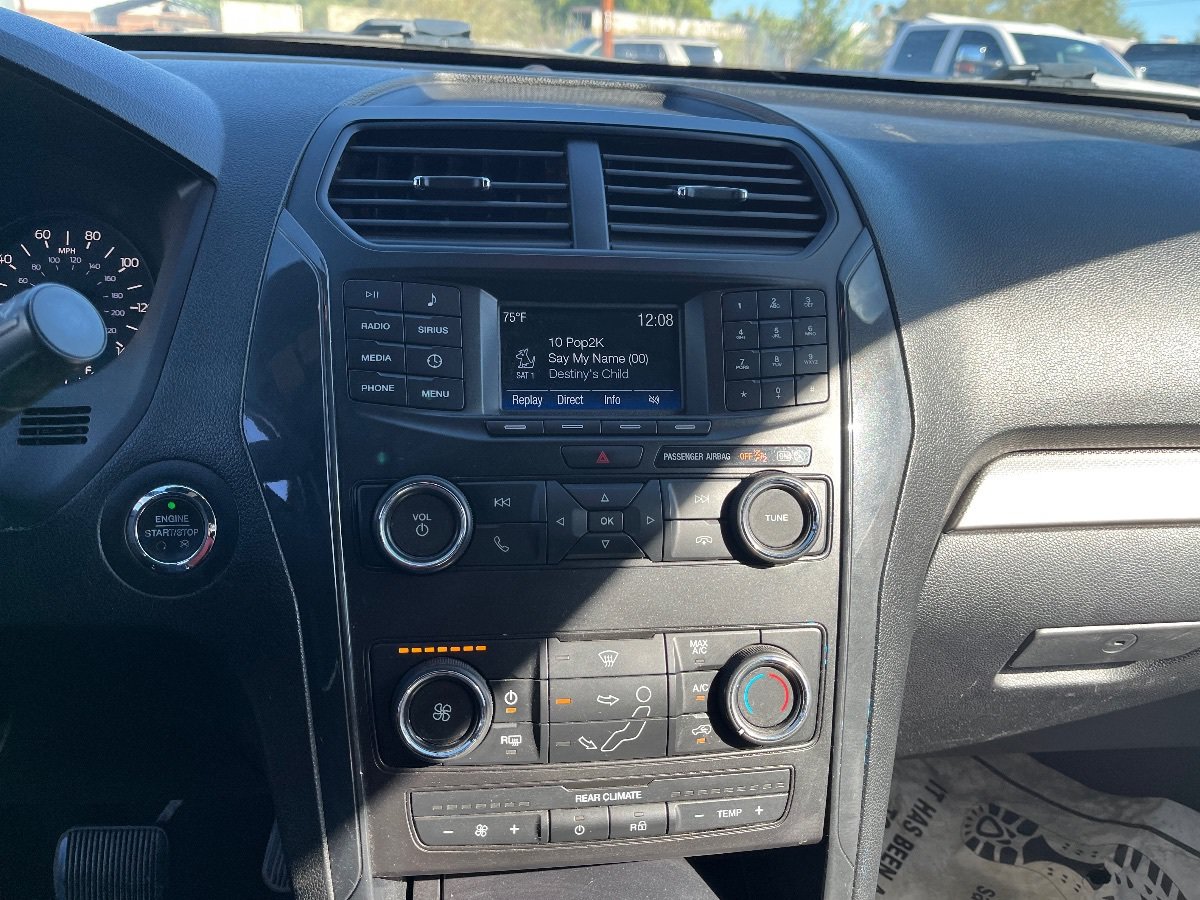 Used 2019 Ford Explorer XLT FWD image 9