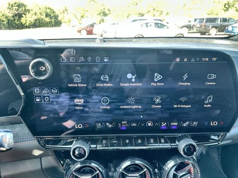 New 2025 Chevrolet Blazer EV RS image 13