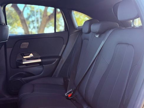 Used 2025 Mercedes-Benz GLA 250 GLA 250 w/ Exclusive Package image 30