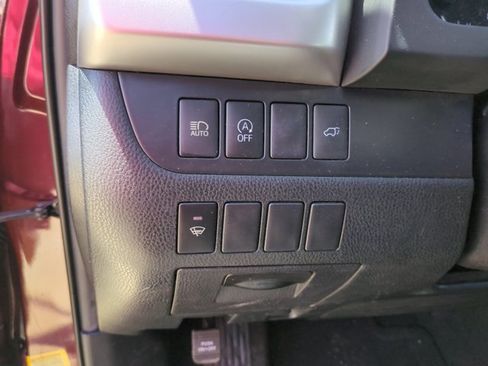 Certified 2019 Toyota Highlander XLE FWD image 13