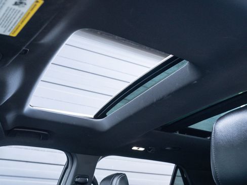 Used 2018 Ford Explorer Limited w/ Equipment Group 301A image 25