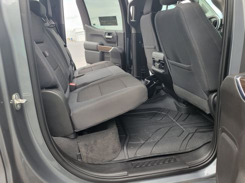 Used 2019 Chevrolet Silverado 1500 RST AWD/4WD image 35