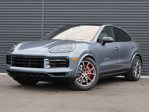 New 2026 Porsche Cayenne S AWD/4WD image 1