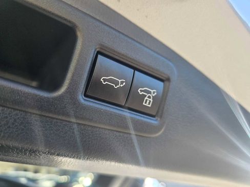 Used 2023 Lexus RX 350 Premium image 18