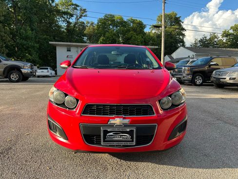 Used 2015 Chevrolet Sonic LT image 2