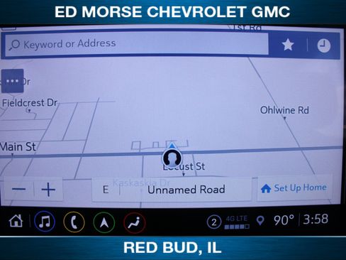 Used 2023 Chevrolet Traverse LT w/ LT Premium Package AWD/4WD image 11