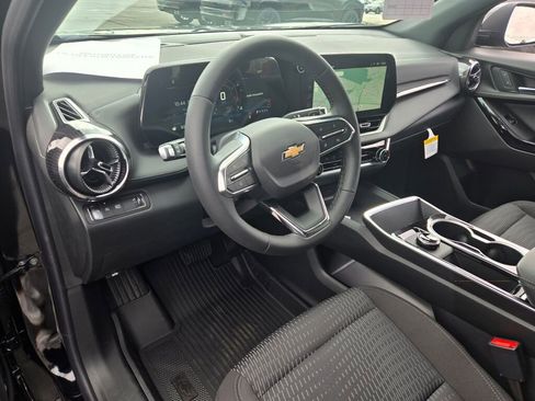 New 2026 Chevrolet Equinox LT w/ Safety and Technology Package FWD image 16