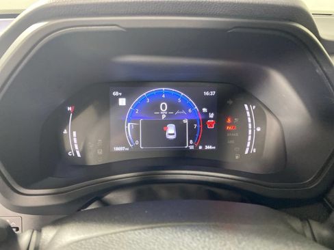 Used 2025 Toyota Grand Highlander FWD image 17