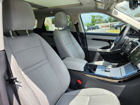 Certified 2025 Land Rover Range Rover Evoque S image 16