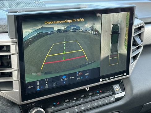 Used 2024 Toyota Tundra Limited image 18