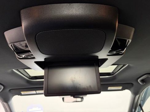 Used 2022 Honda Pilot Black Edition image 43