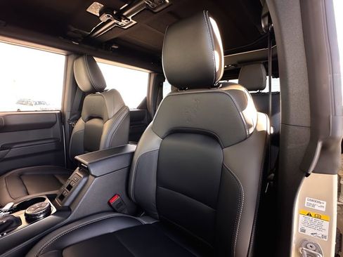 New 2025 Ford Bronco Outer Banks image 52