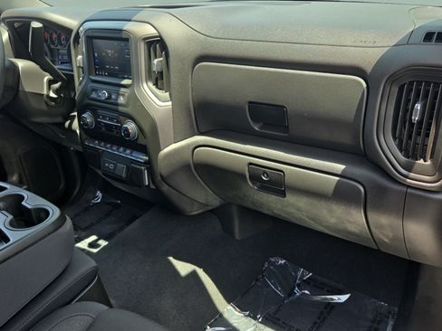 Used 2025 Chevrolet Silverado 1500 Custom w/ Turbomax Blackout Package RWD image 16