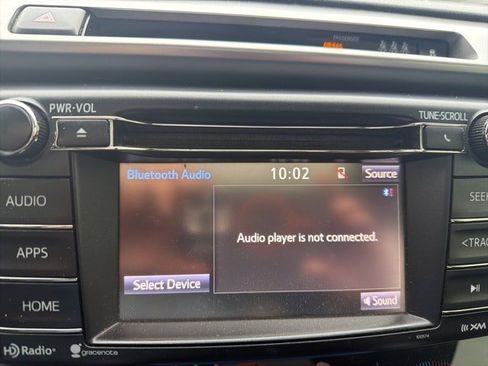 Used 2018 Toyota RAV4 XLE image 20