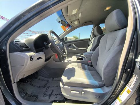 Used 2008 Toyota Camry LE FWD image 9
