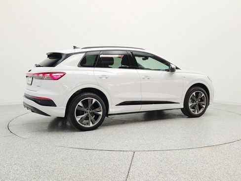 Used 2024 Audi Q4 e-tron Premium Plus w/ Premium Plus AWD/4WD image 5