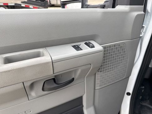 New 2025 Ford E-450 and Econoline 450 Super Duty w/ Power Equipment Group image 19