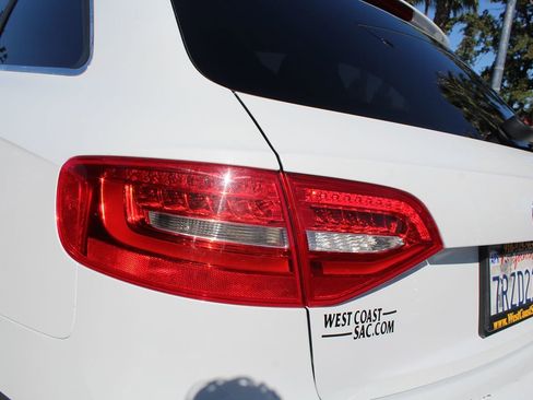 Used 2016 Audi A4 Premium Plus w/ Technology Package image 16