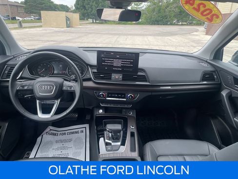 Used 2024 Audi Q5 2.0T Premium w/ Convenience Package AWD/4WD image 14