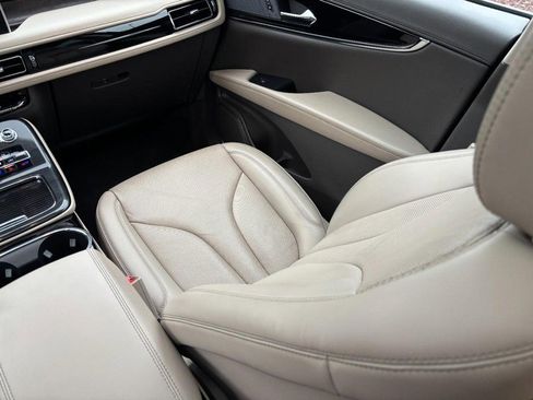 Certified 2023 Lincoln Nautilus Reserve image 14