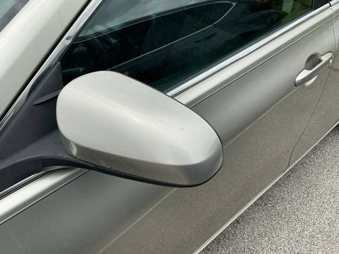 Used 2017 Toyota Camry LE FWD image 29
