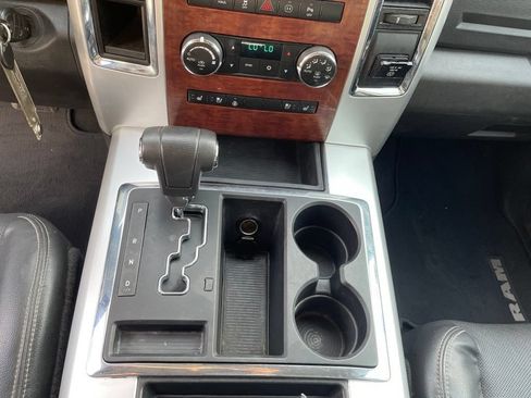 Used 2012 RAM 1500 Laramie RWD image 12