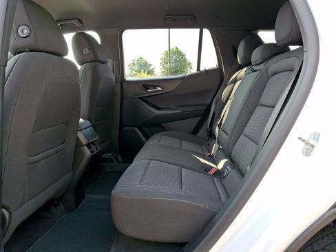 Used 2025 Chevrolet Equinox LT w/ Safety and Technology Package FWD image 20