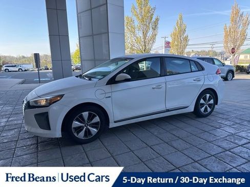 Used 2019 Hyundai Ioniq Plug-In Hybrid image 14