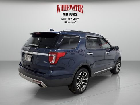 Used 2017 Ford Explorer Platinum AWD/4WD image 4