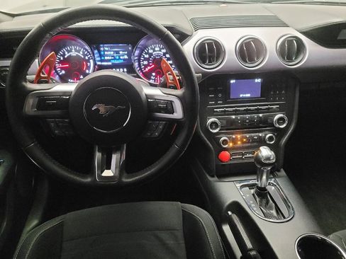 Used 2017 Ford Mustang Coupe RWD image 22