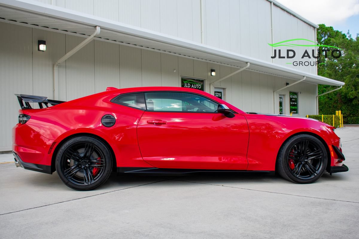 Used 2023 Chevrolet Camaro ZL1 RWD image 6