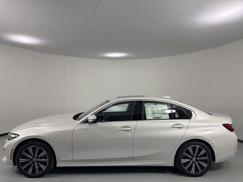 New 2026 BMW 330i xDrive Sedan AWD/4WD image 4