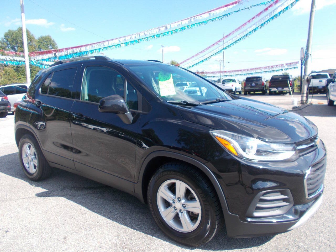 Used 2021 Chevrolet Trax LT w/ Driver Confidence Package FWD image 18