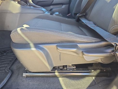 Used 2024 Chevrolet Colorado W/T image 29