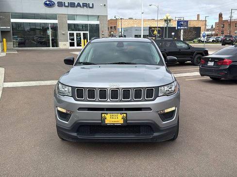Used 2021 Jeep Compass Sport FWD image 2