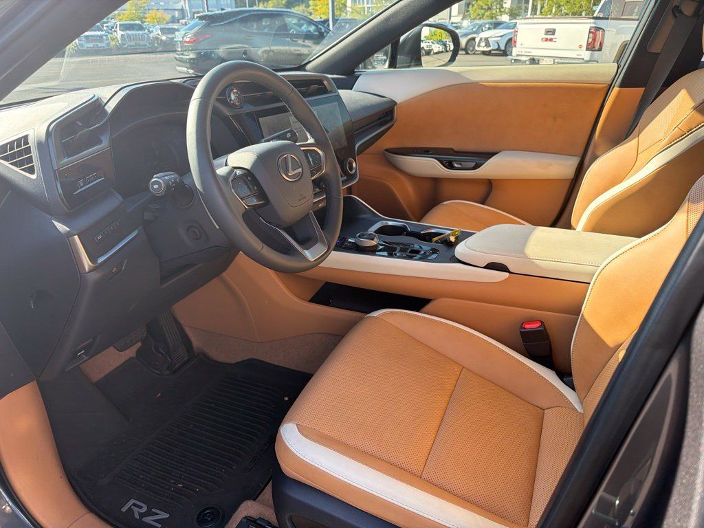 Used 2026 Lexus RZ 350e 2WD w/ Technology Package image 43