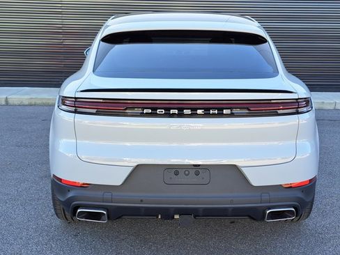 Used 2026 Porsche Cayenne Coupe image 6
