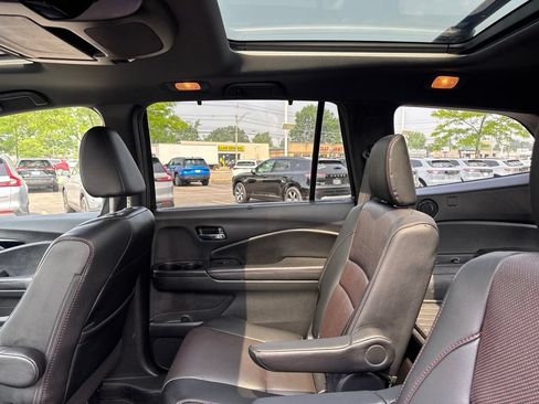 Used 2020 Honda Pilot Black Edition image 20