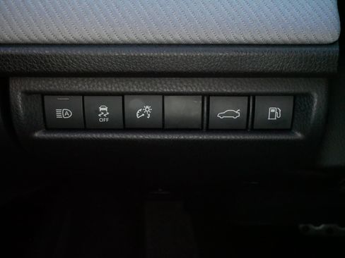 Certified 2025 Toyota Camry SE w/ Convenience Package AWD/4WD image 27