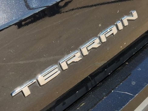 Used 2022 GMC Terrain SLE w/ Driver Convenience Package AWD/4WD image 16