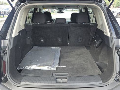 Used 2023 Nissan Rogue S FWD image 6