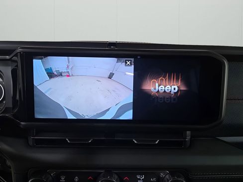 New 2026 Jeep Wrangler Unlimited Rubicon image 19