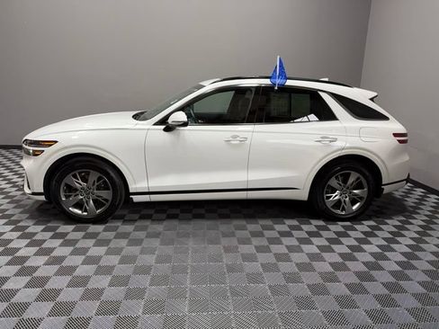 Used 2025 Genesis GV70 3.5T Sport AWD/4WD image 6