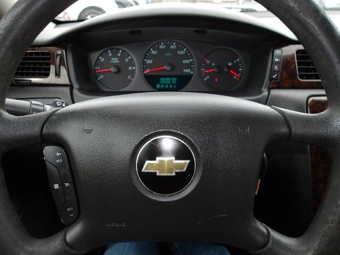 Used 2014 Chevrolet Impala Limited LS FWD image 14