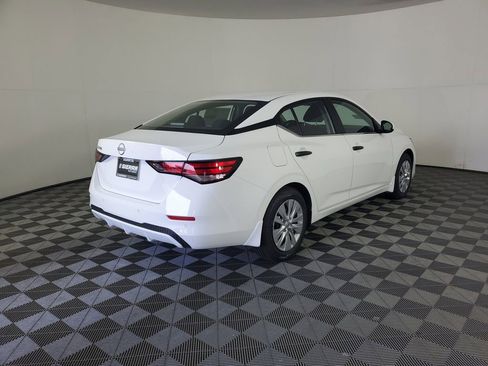 New 2025 Nissan Sentra S image 4
