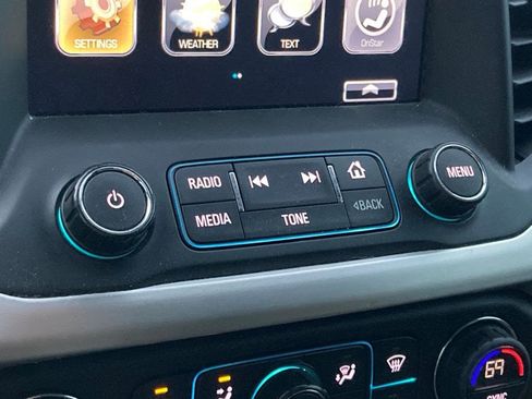 Used 2018 GMC Acadia SLT w/ LPO, Floor Liner Package image 22