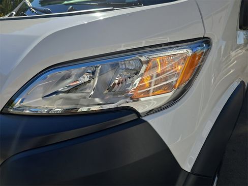 New 2026 RAM ProMaster 2500 w/ Convenience Group image 27