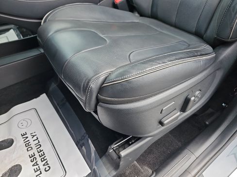 Used 2021 Hyundai Palisade Limited FWD image 25