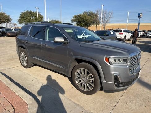 Used 2021 GMC Acadia Denali w/ Denali Technology Package image 3